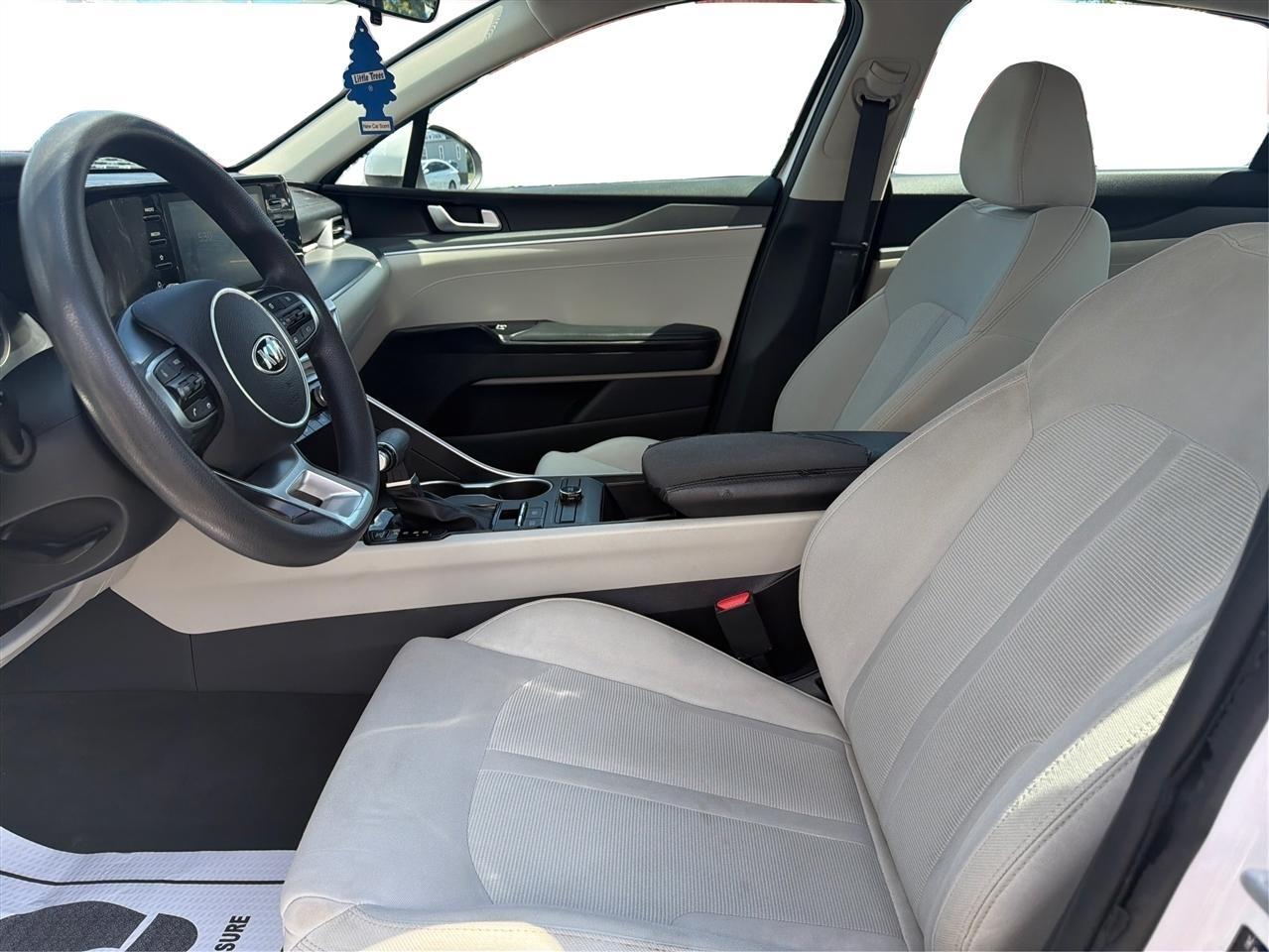 Kia K5 LXS 2021