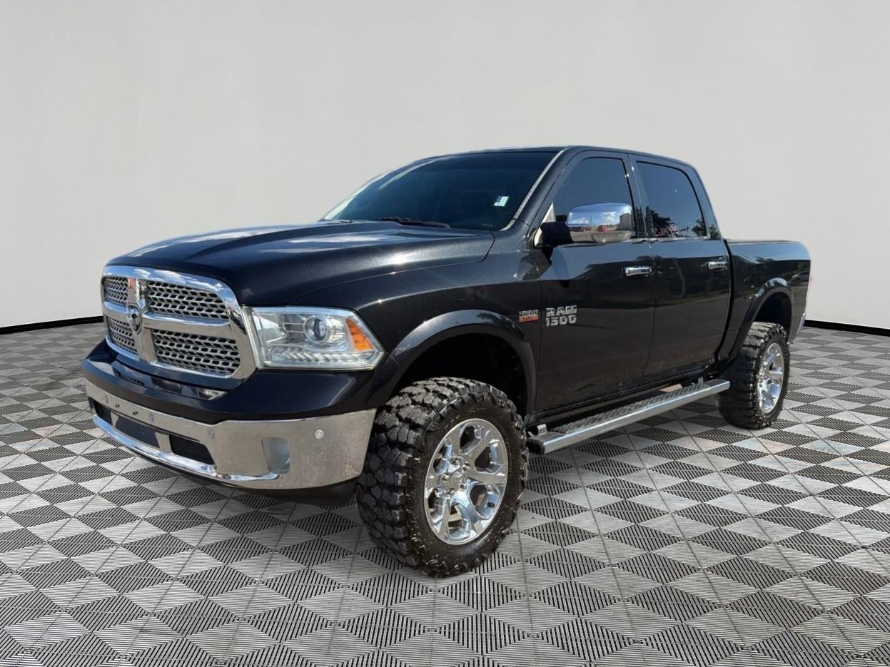 2016 RAM 1500 Pickup Laramie