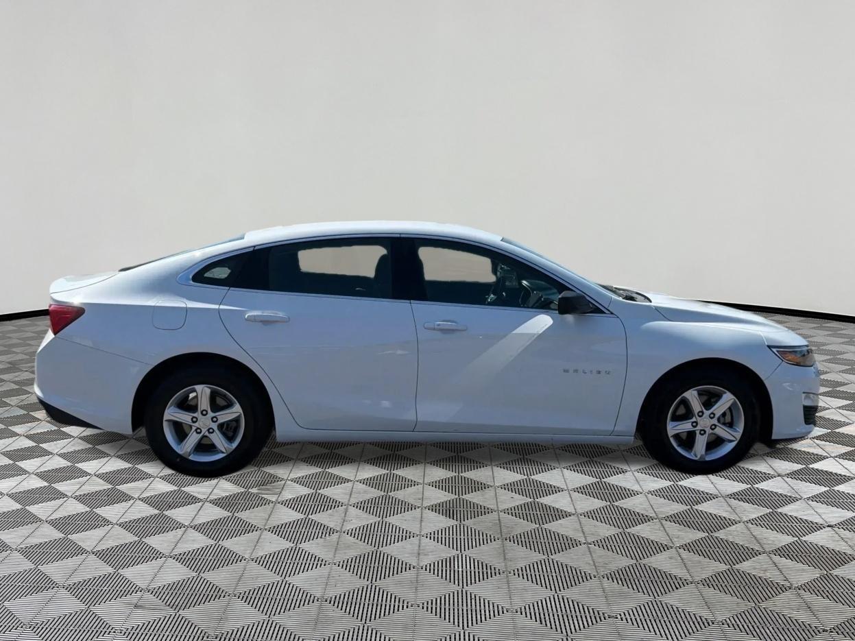 Chevrolet Malibu LS 2022