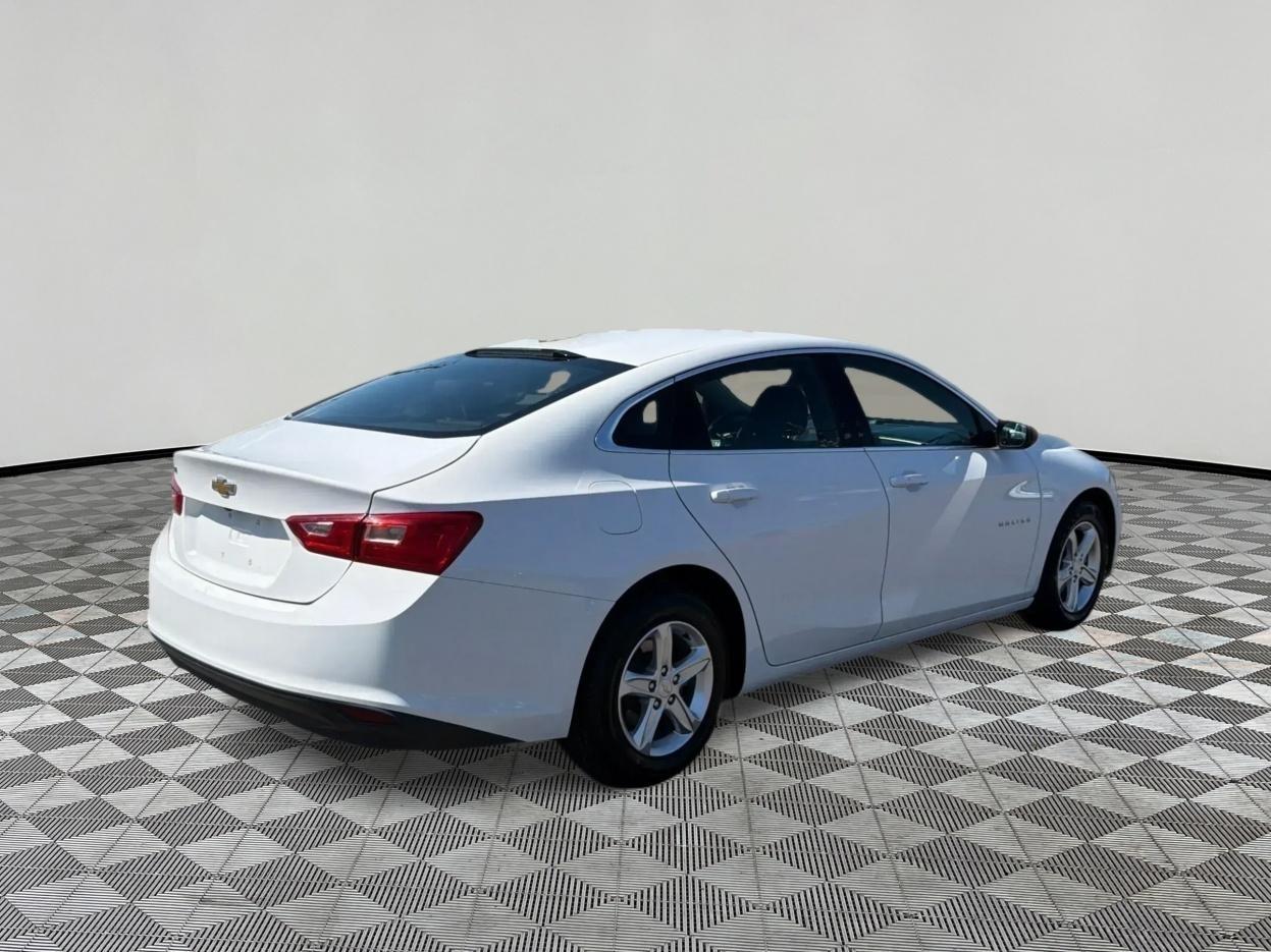Chevrolet Malibu LS 2022