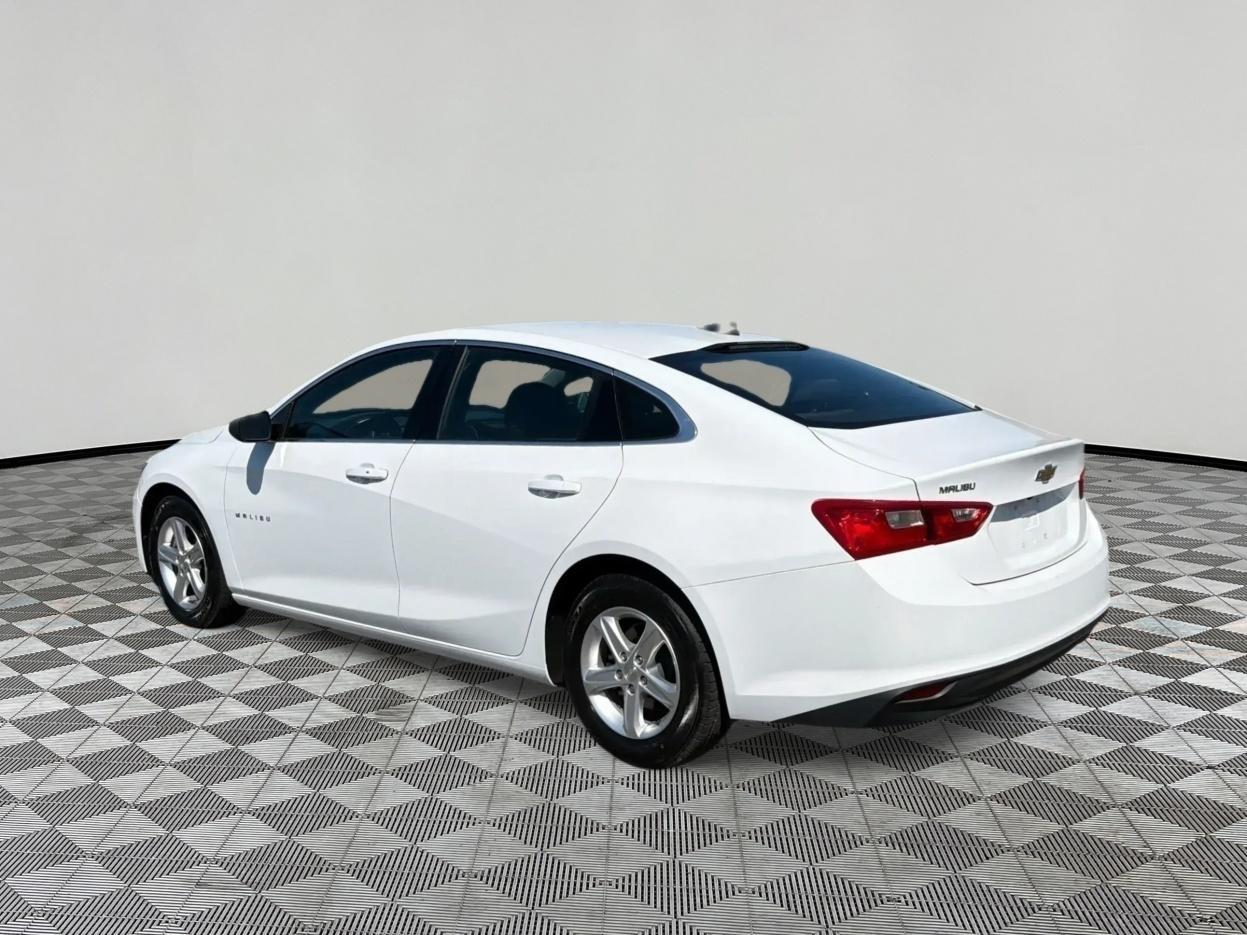 Chevrolet Malibu LS 2022