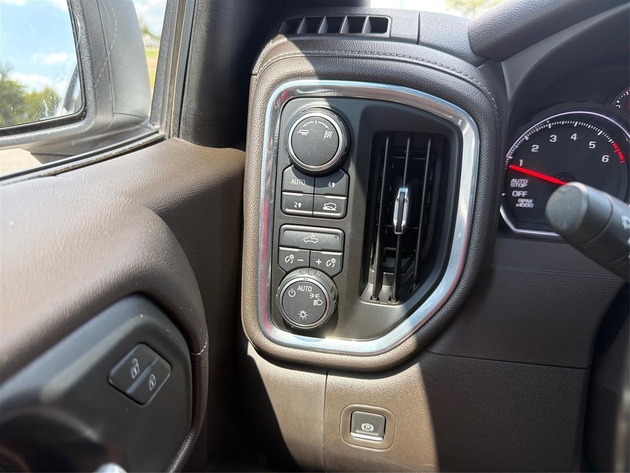Chevrolet Silverado 1500 LT Crew Cab 4WD 2019