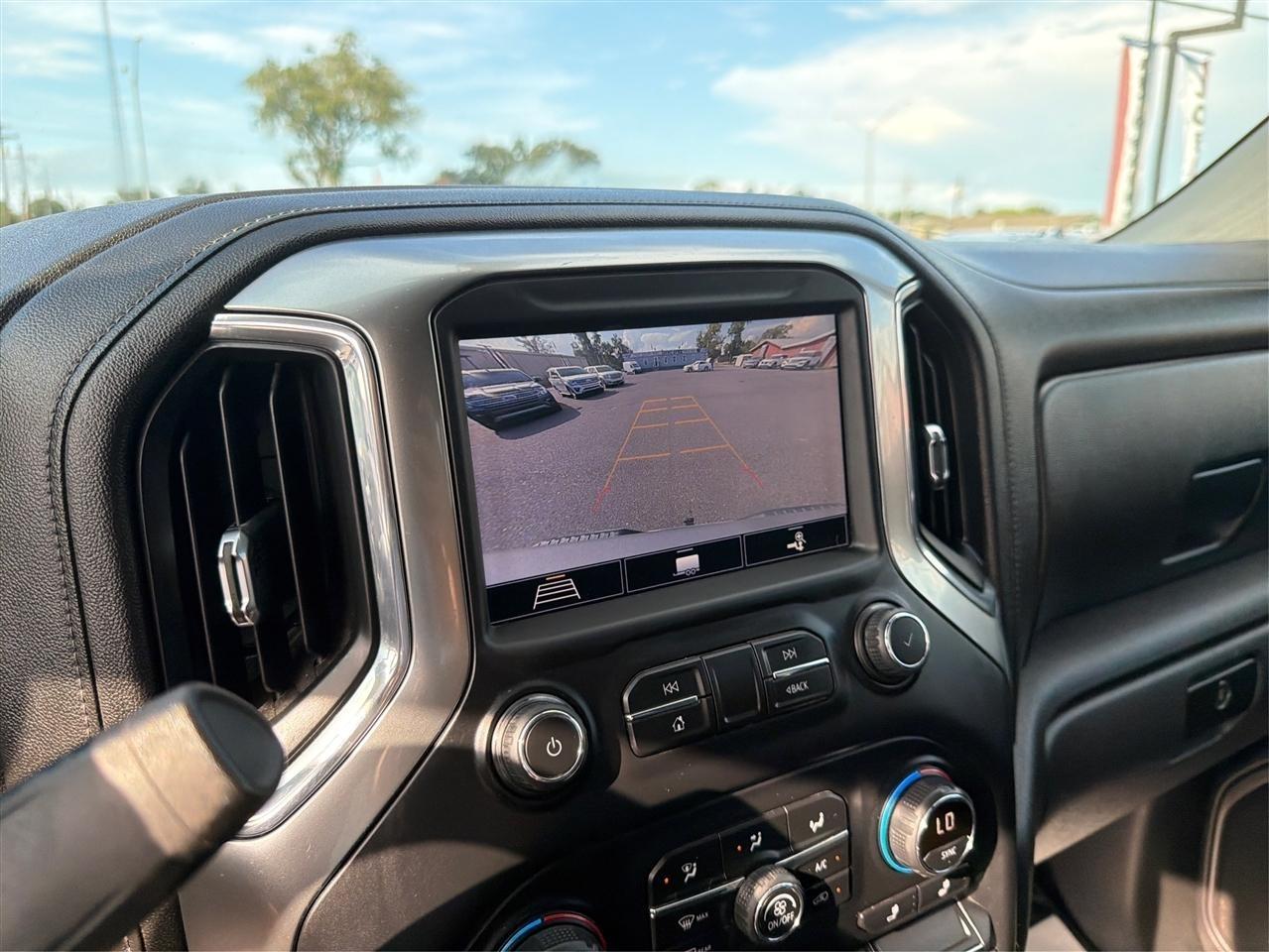 Chevrolet Silverado 1500 LT Crew Cab 2WD 2020