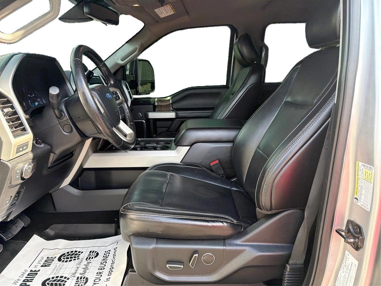 Ford F-250 SD Lariat Crew Cab 4WD 2019