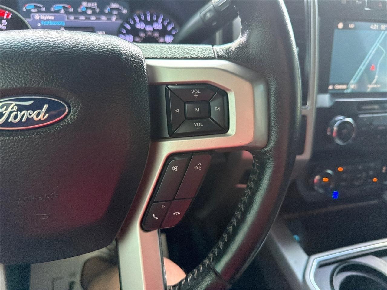 Ford F-250 SD Lariat Crew Cab 4WD 2019