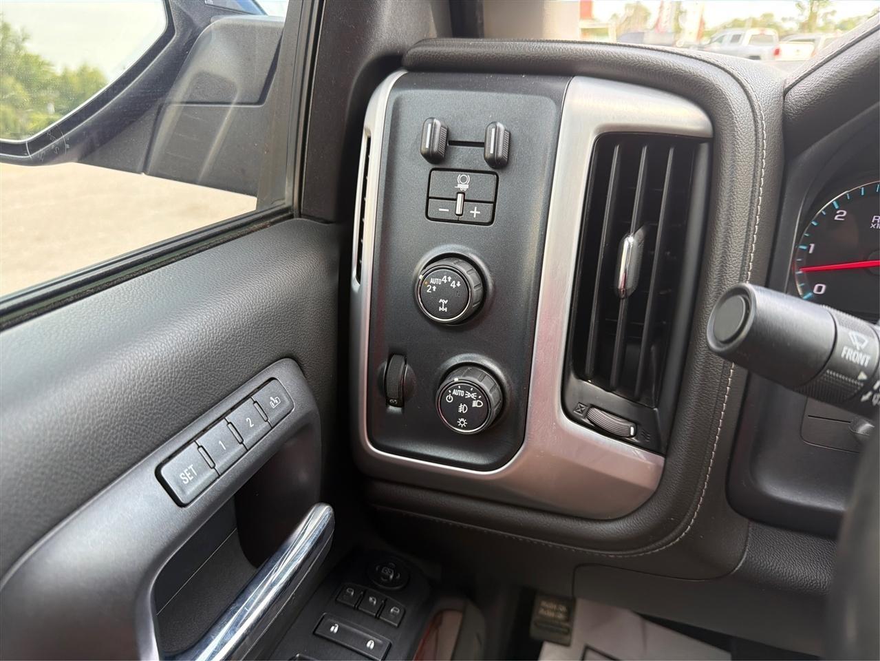 GMC Sierra 1500 SLT Crew Cab Short Box 4WD 2018