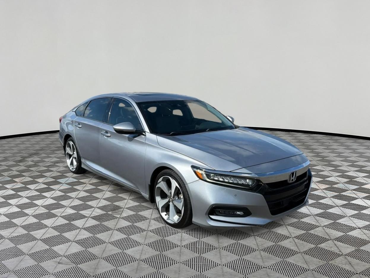 Honda Accord Touring 2.0T 2020
