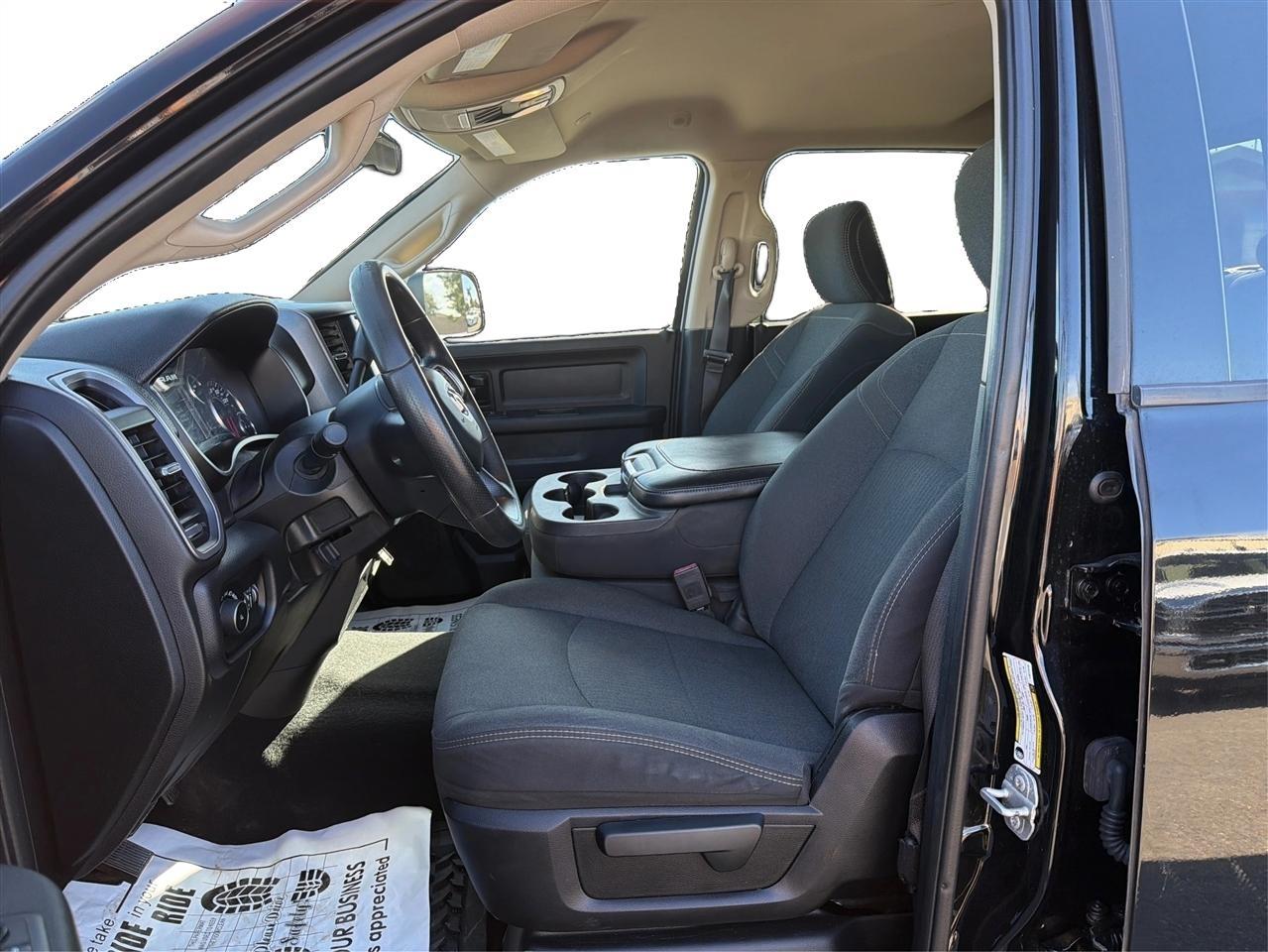 RAM 2500 Tradesman Crew Cab SWB 4WD 2020