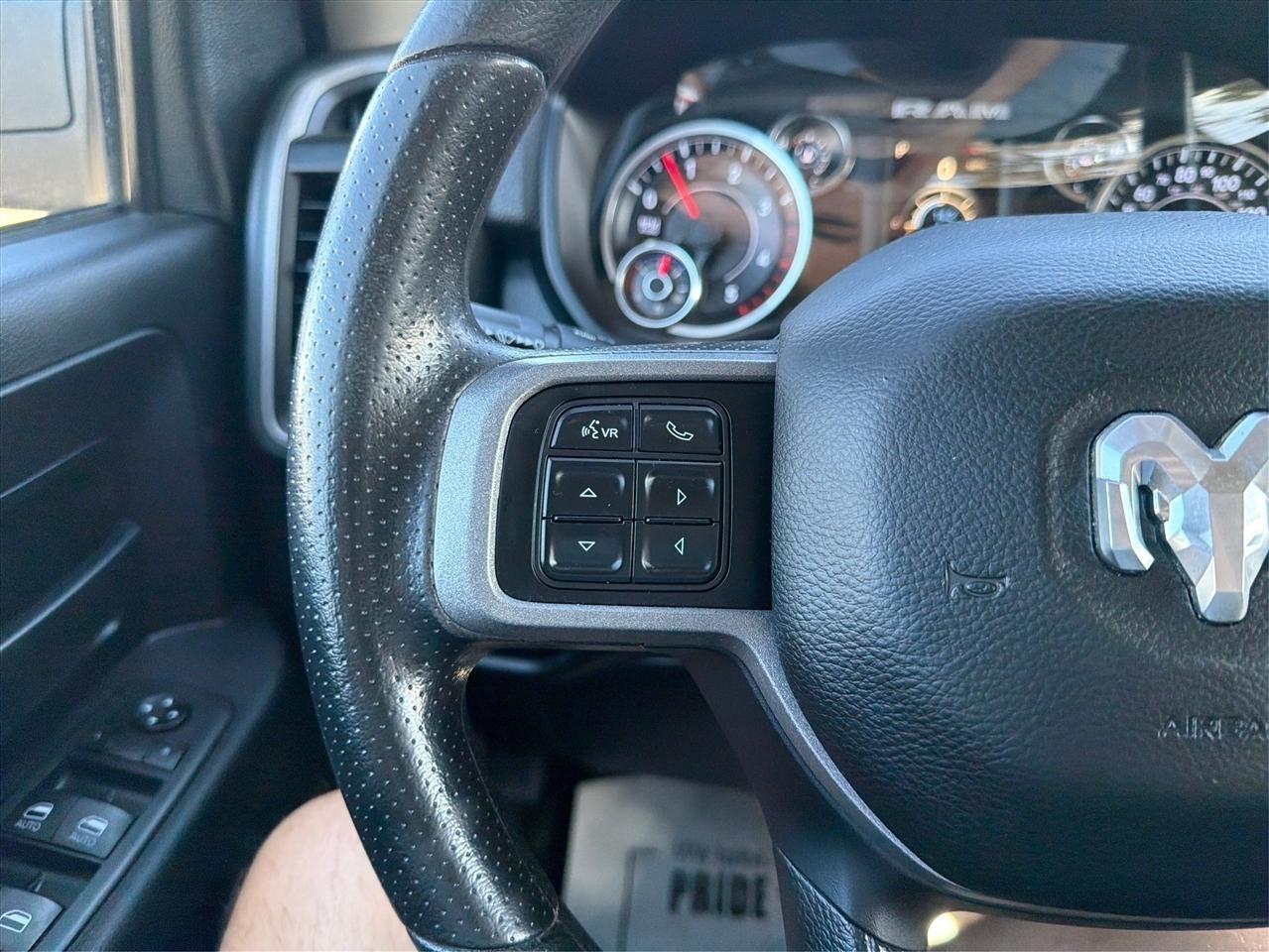 RAM 2500 Tradesman Crew Cab SWB 4WD 2020