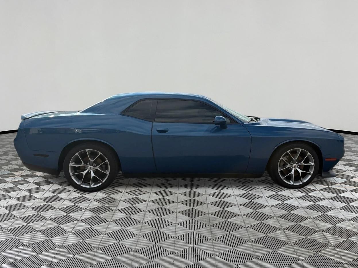 Dodge Challenger GT 2022