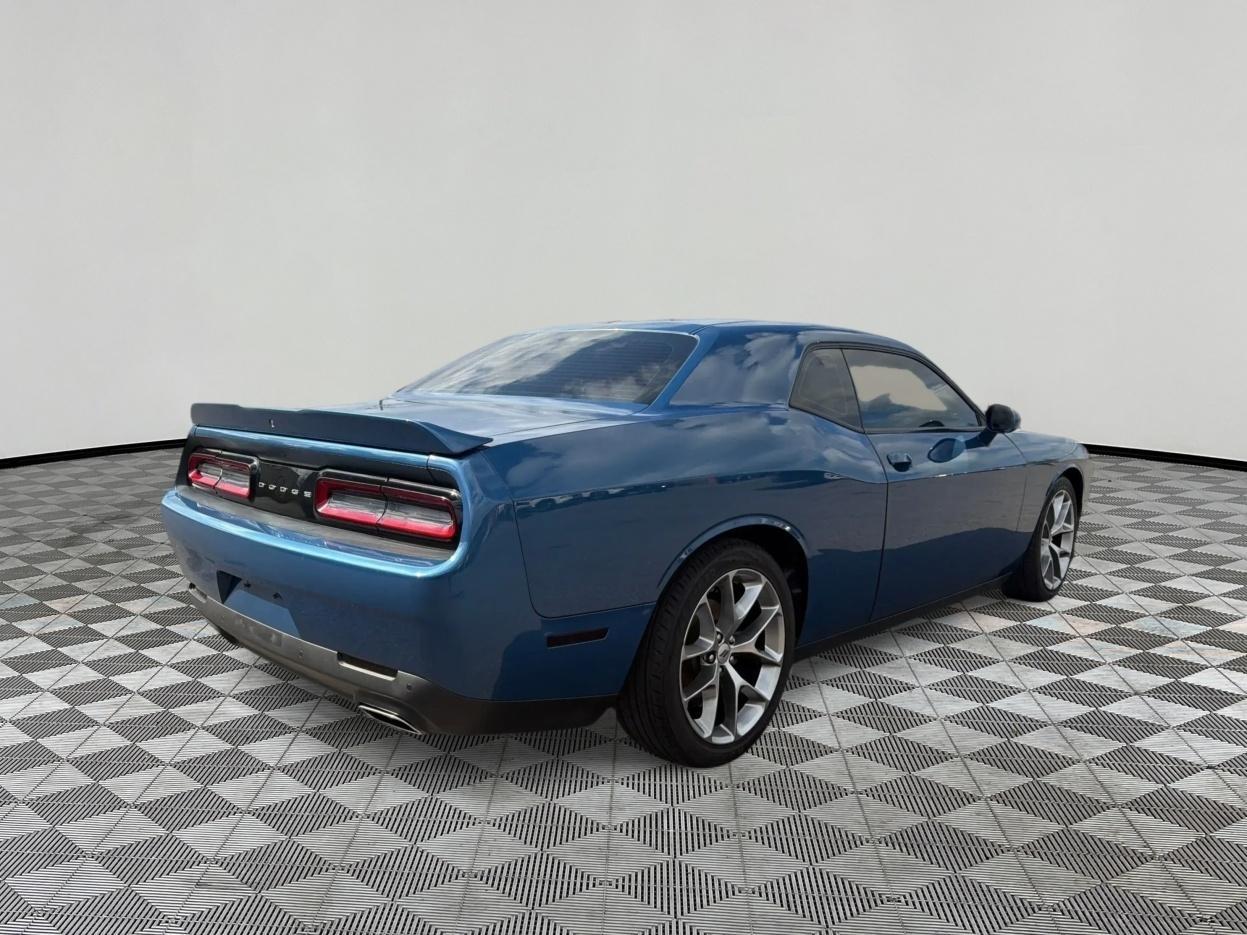 Dodge Challenger GT 2022
