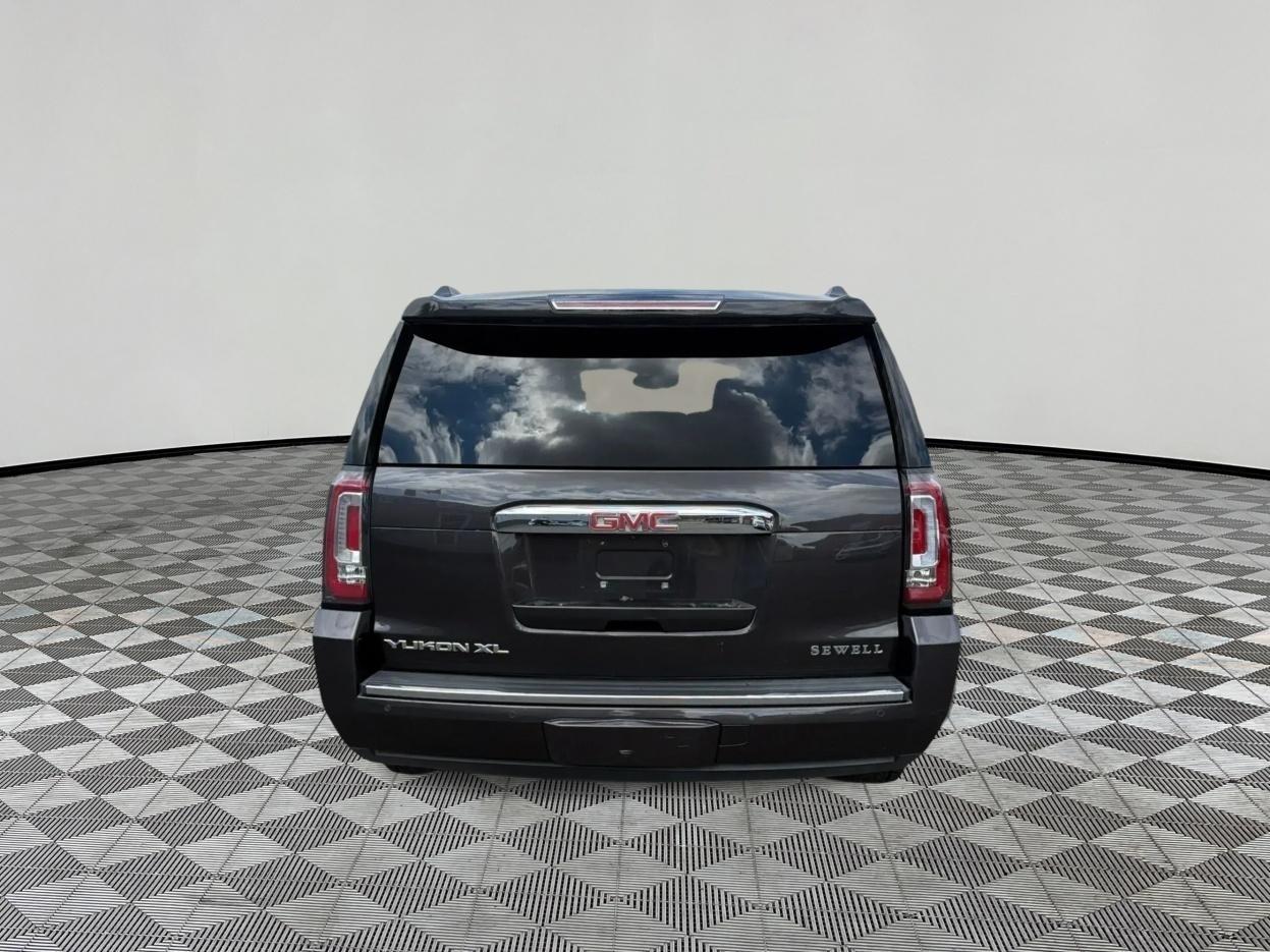 GMC Yukon XL Denali 2WD 2016