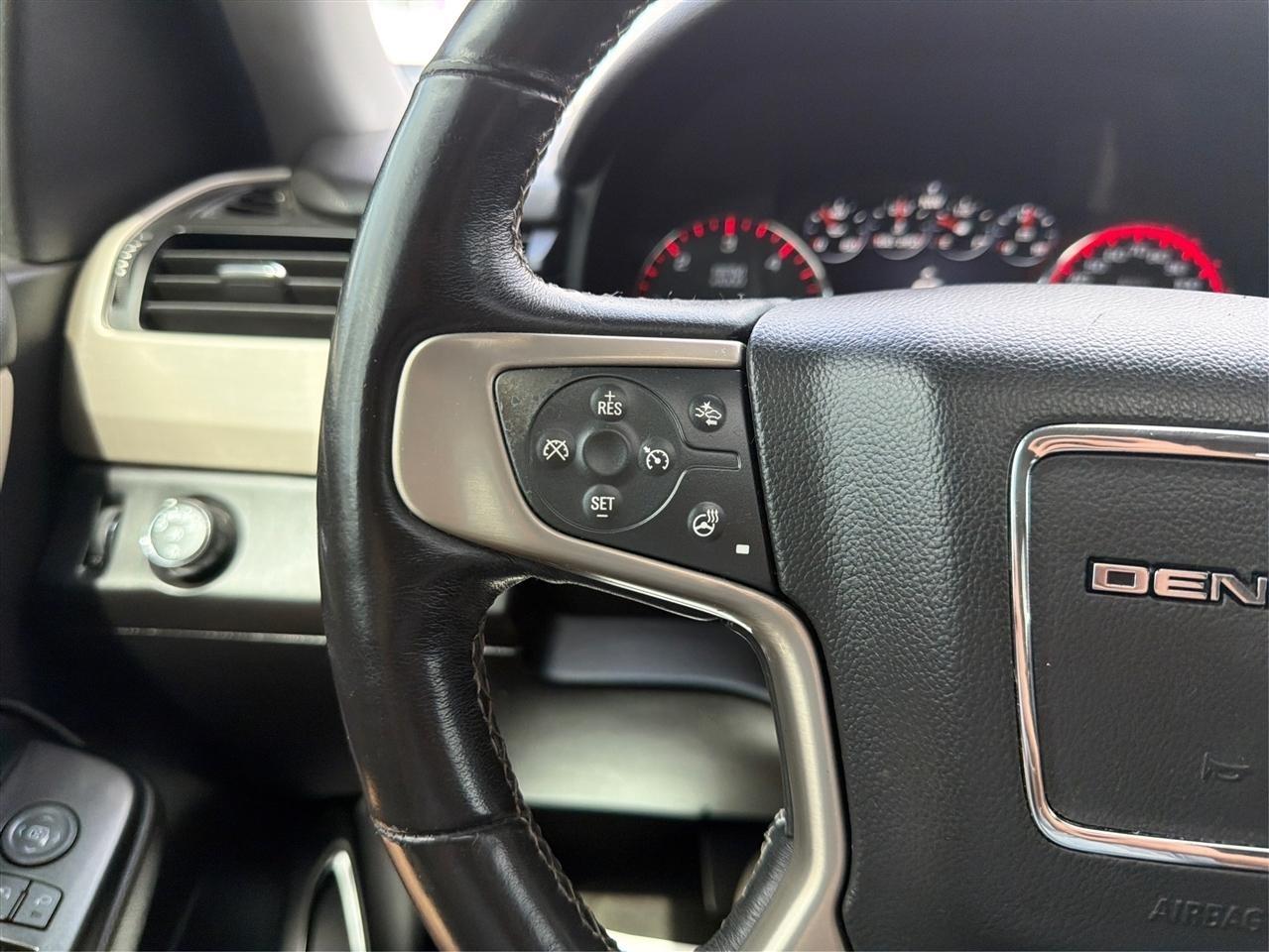 GMC Yukon XL Denali 2WD 2016