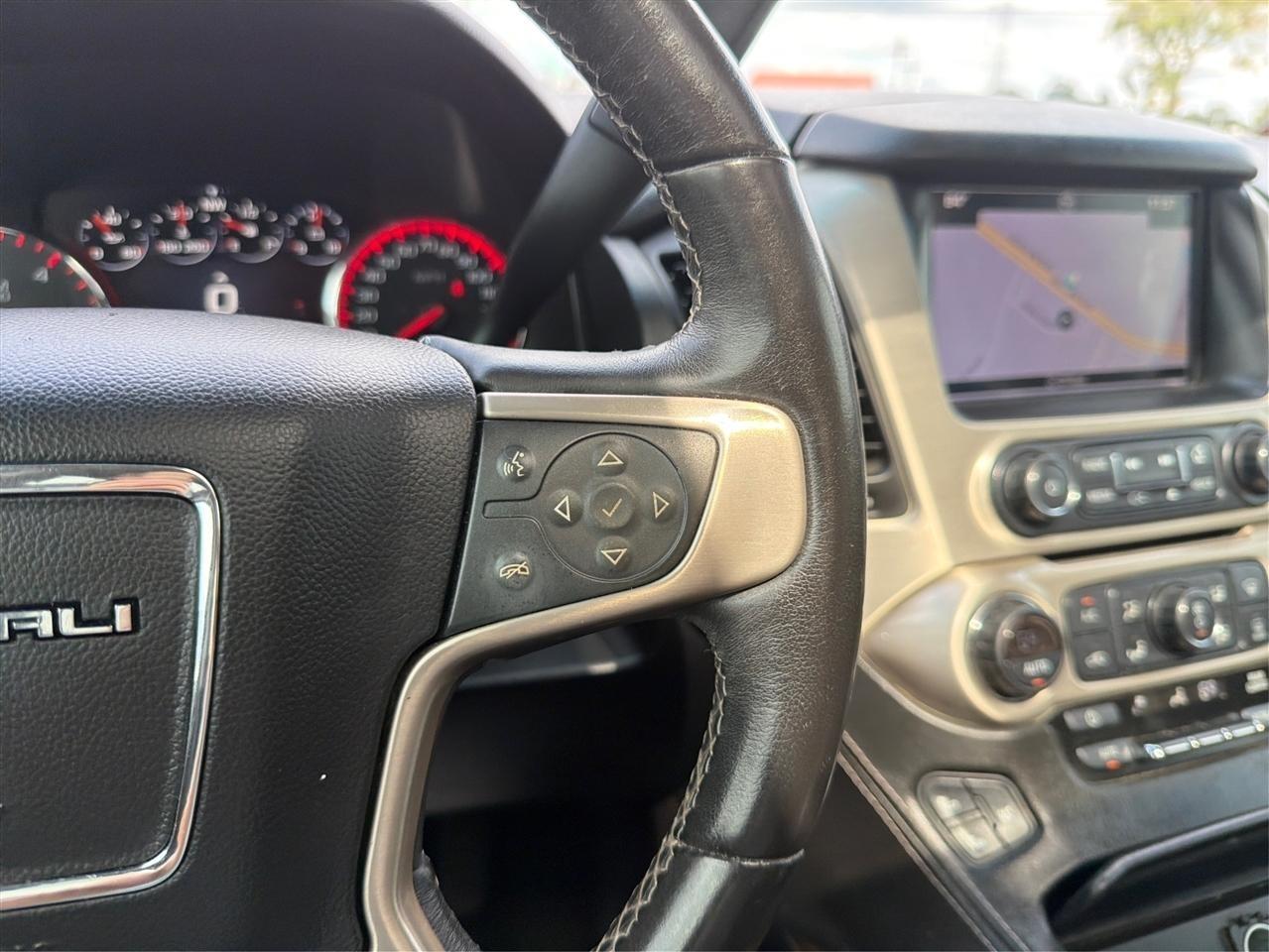 GMC Yukon XL Denali 2WD 2016