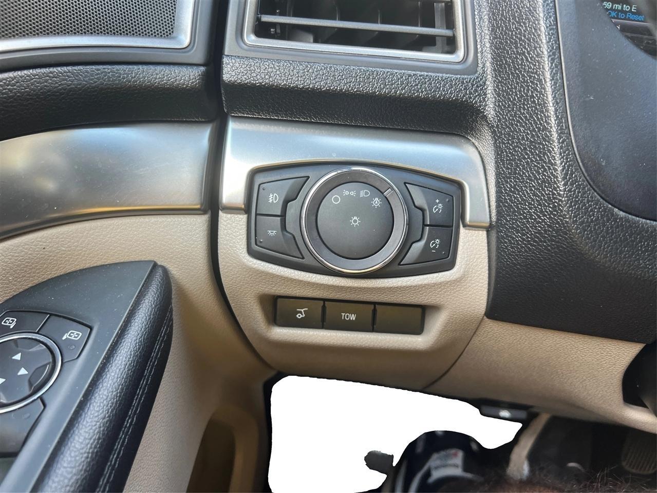 Ford Explorer XLT FWD 2018