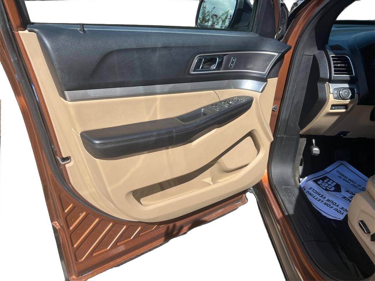 Ford Explorer XLT FWD 2017