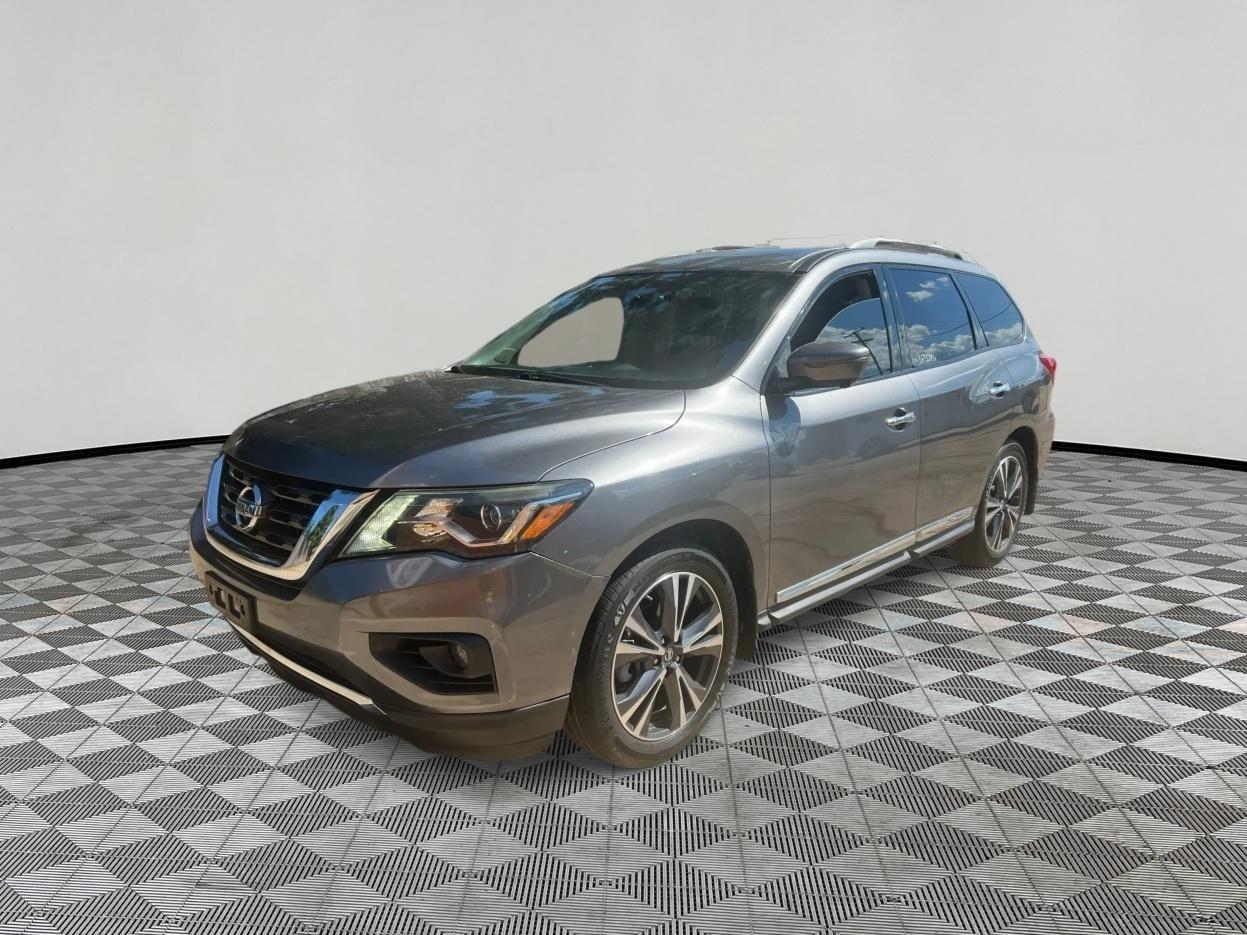 2017 Nissan Pathfinder Platinum