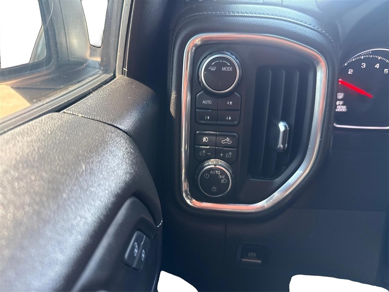 Chevrolet Silverado 1500 RST Crew Cab 4WD 2021