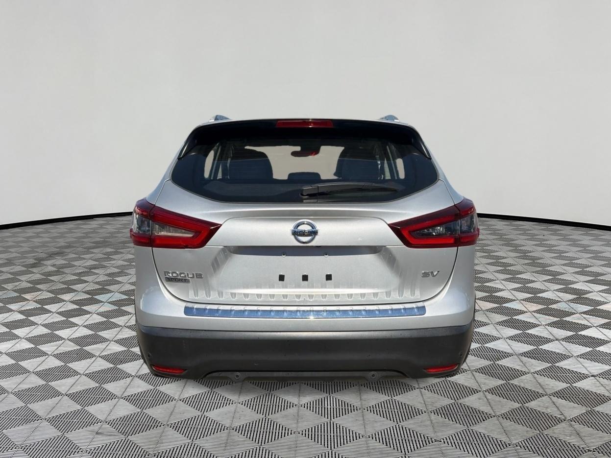 Nissan Rogue Sport SV 2021