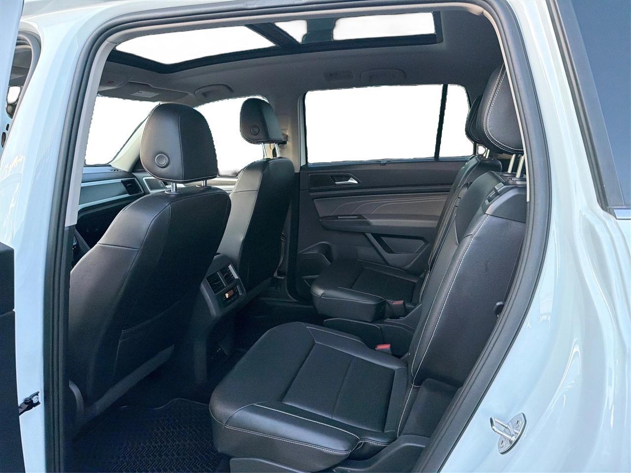 Volkswagen Atlas V6 SE w/Technology 2022