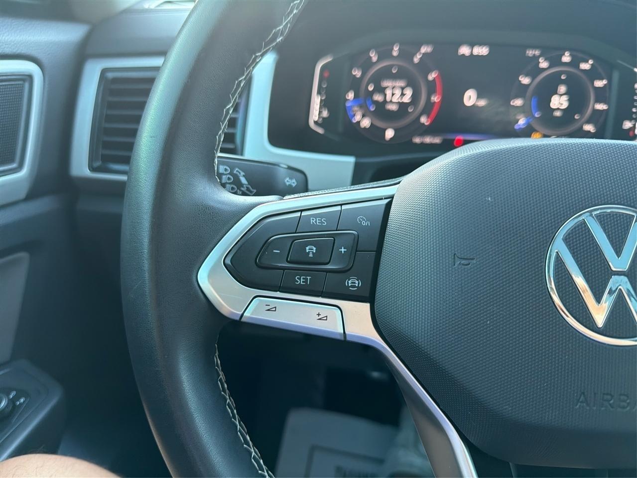 Volkswagen Atlas V6 SE w/Technology 2022
