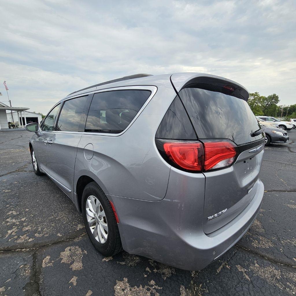 Chrysler Pacifica  2017