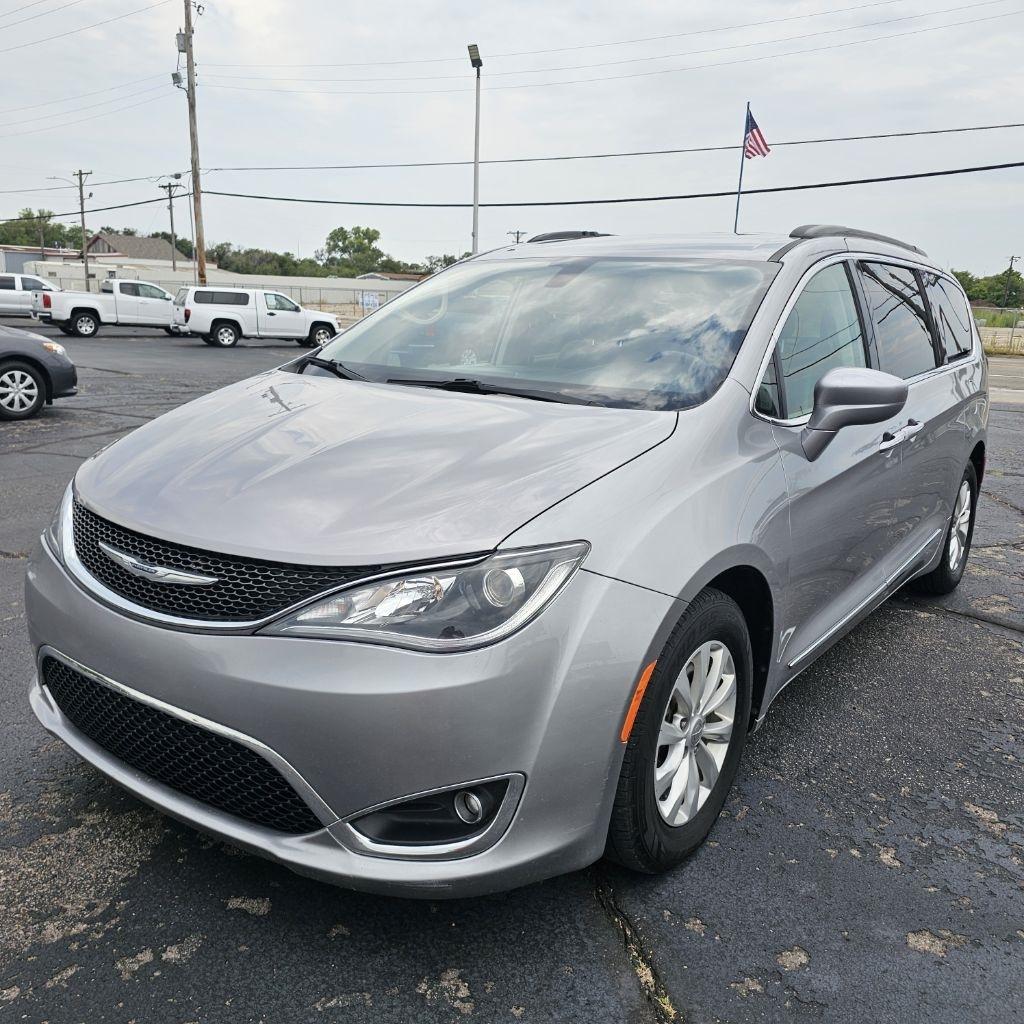 Chrysler Pacifica  2017