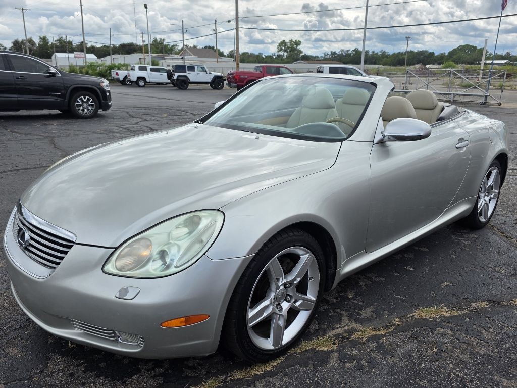 2003 Lexus SC 430's photo