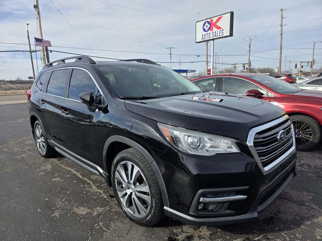 2020 Subaru Ascent Limited's photo