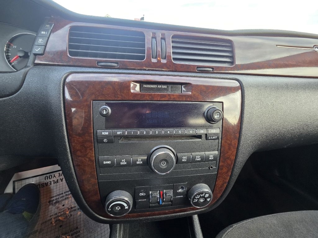 Chevrolet Impala  2010