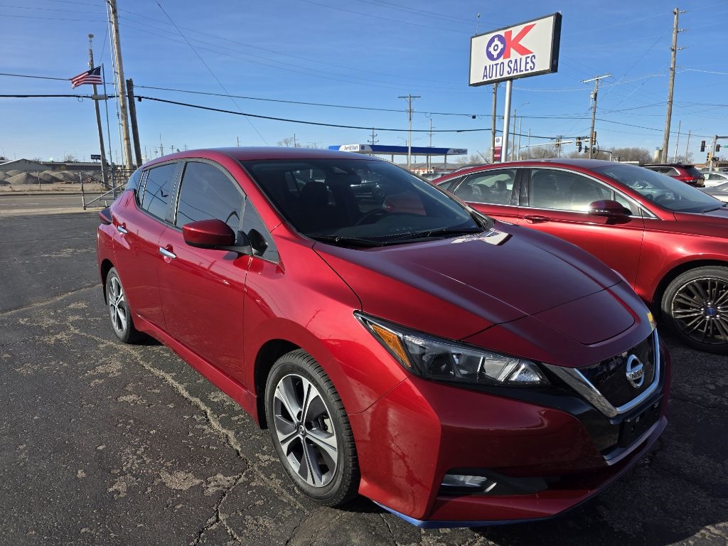 2020 Nissan Leaf SV Plus's photo