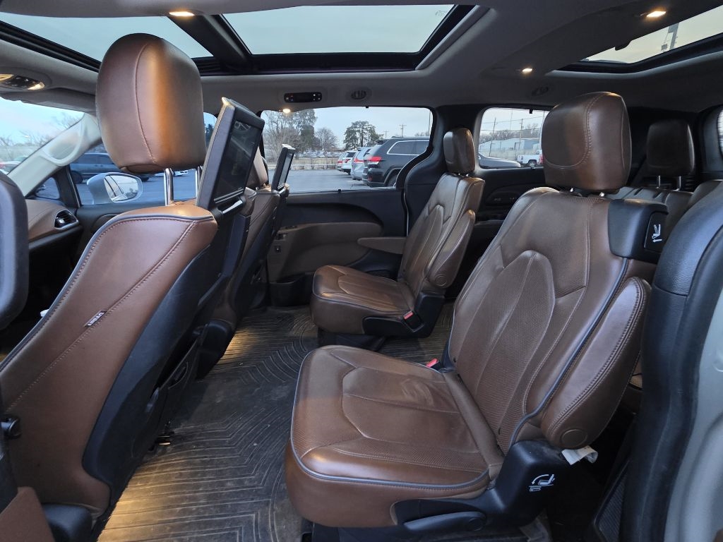 Chrysler Pacifica  2017