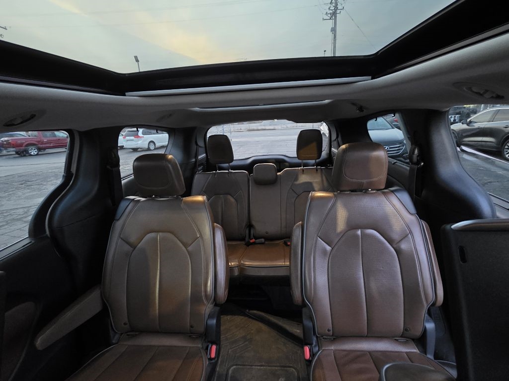 Chrysler Pacifica  2017