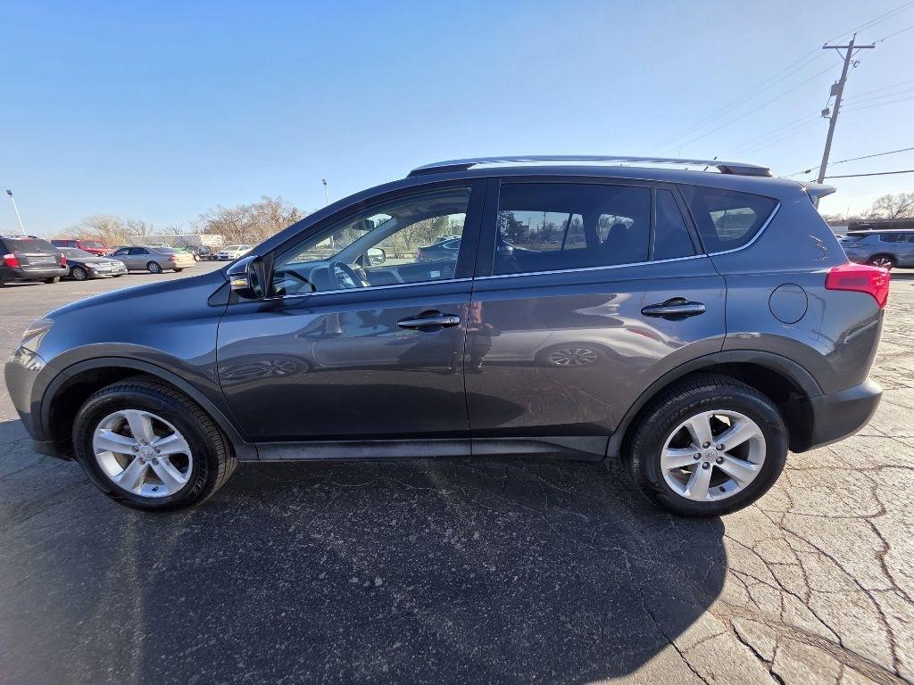 Toyota RAV4  2013