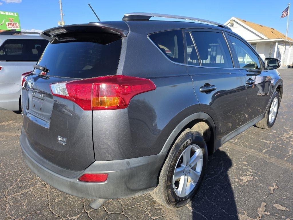Toyota RAV4  2013