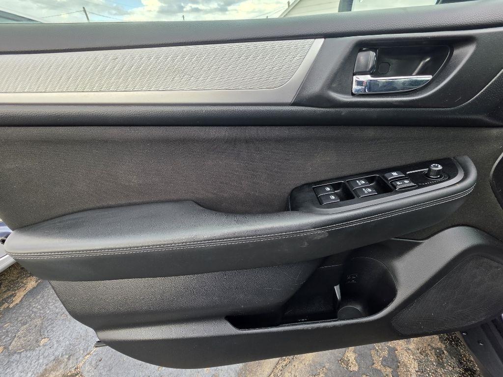 Subaru Outback  2018