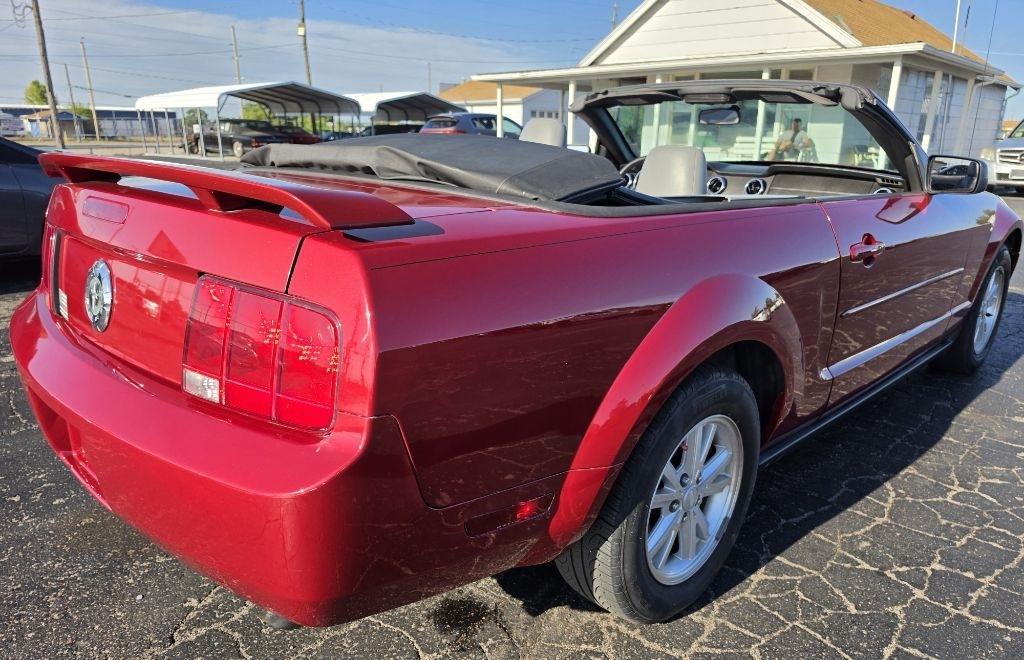 Ford Mustang  2008