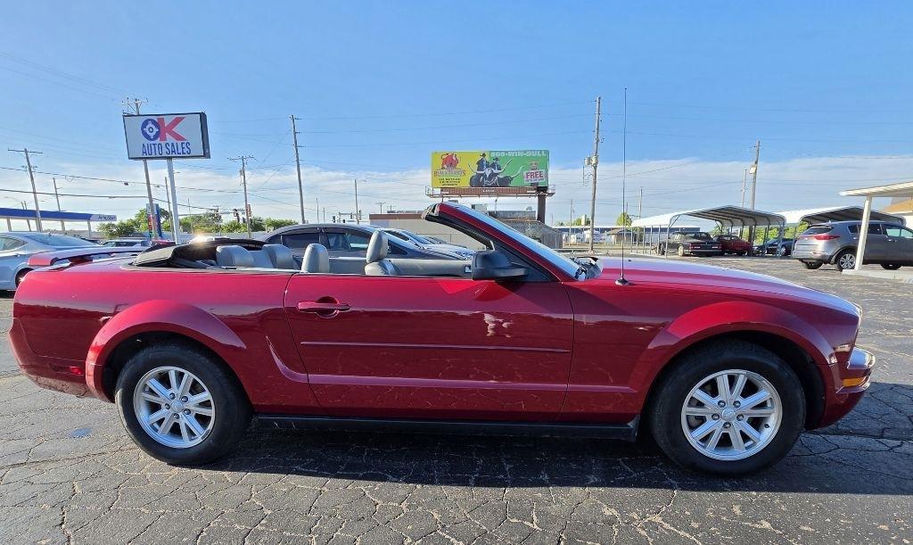 Ford Mustang  2008