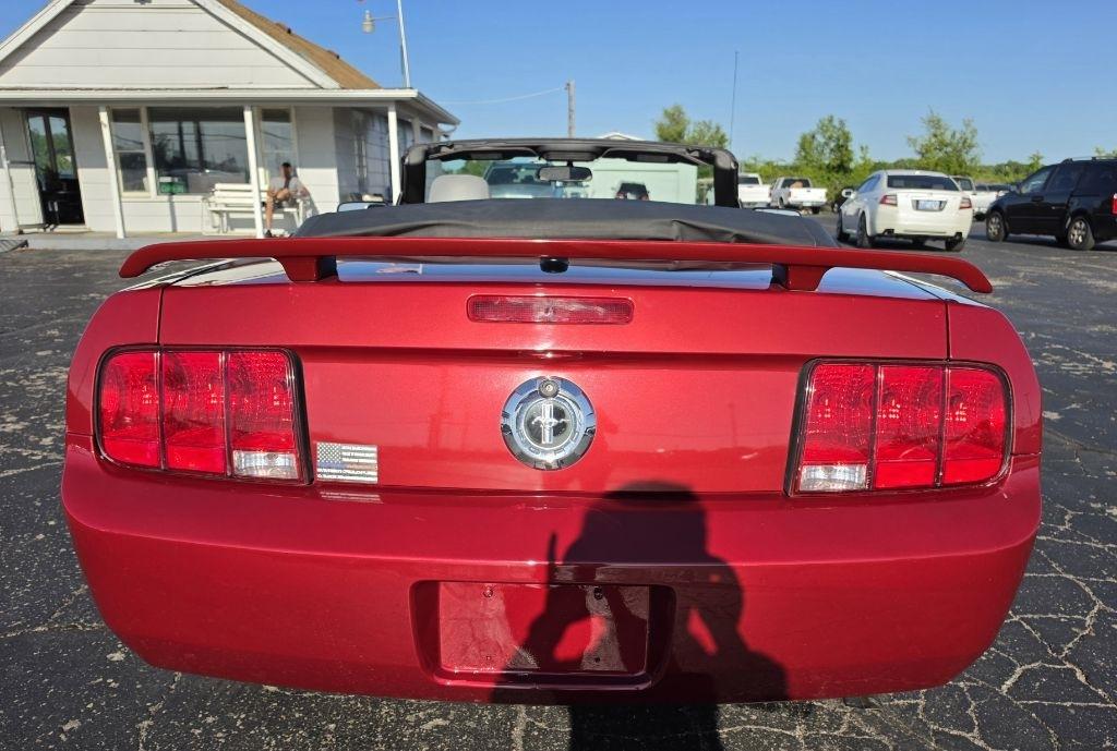 Ford Mustang  2008