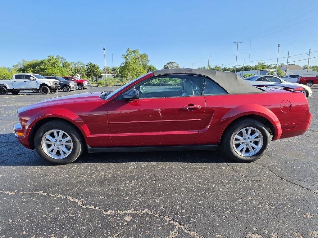 Ford Mustang  2008