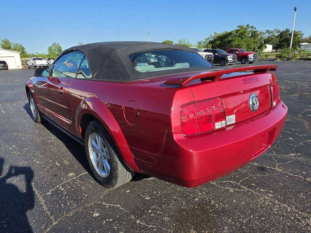 Ford Mustang  2008