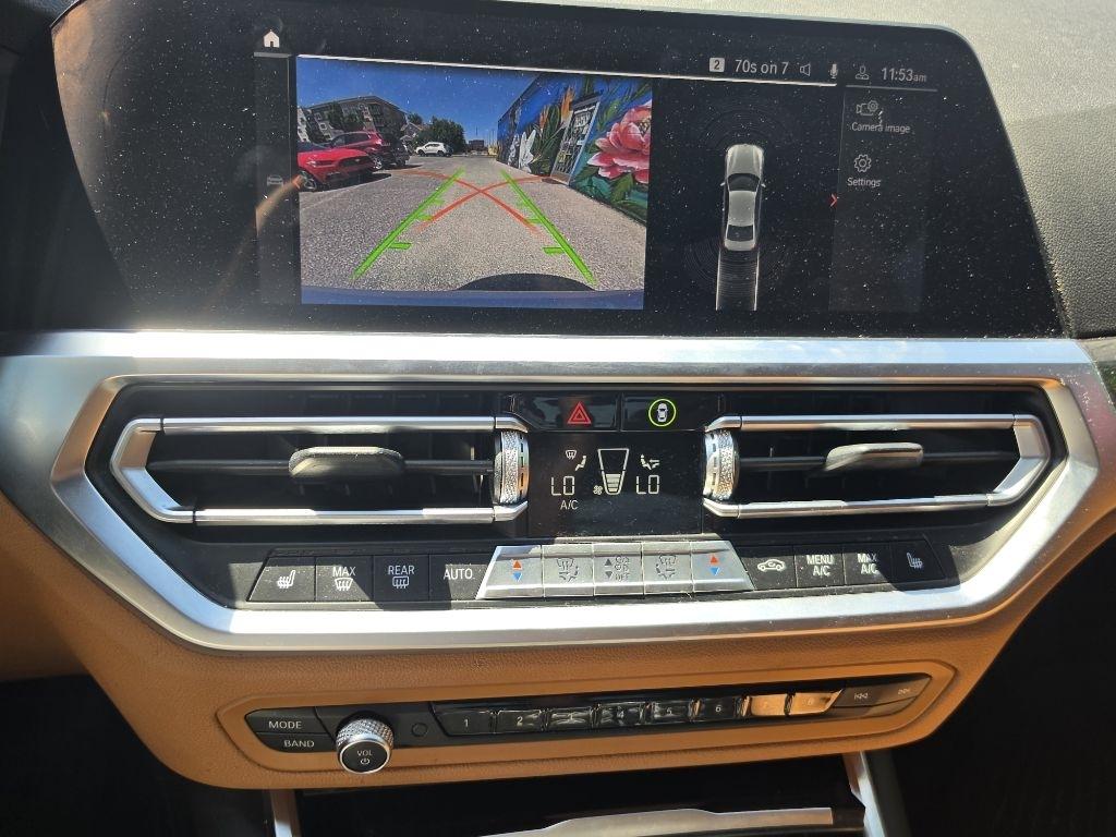 BMW 3-Series  2021