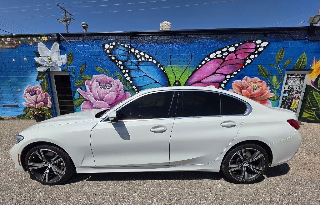BMW 3-Series  2021