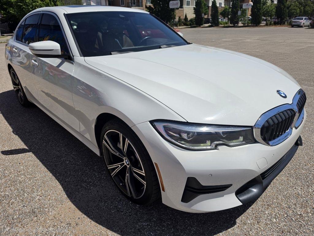 BMW 3-Series  2021