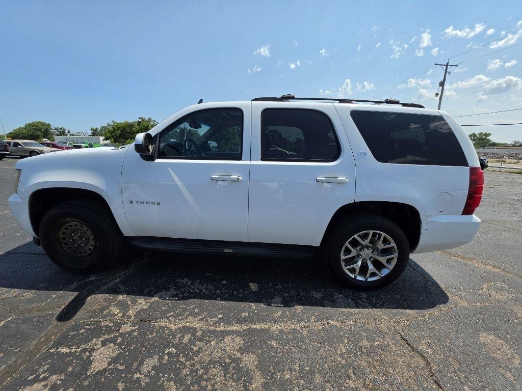 Chevrolet Tahoe  2007