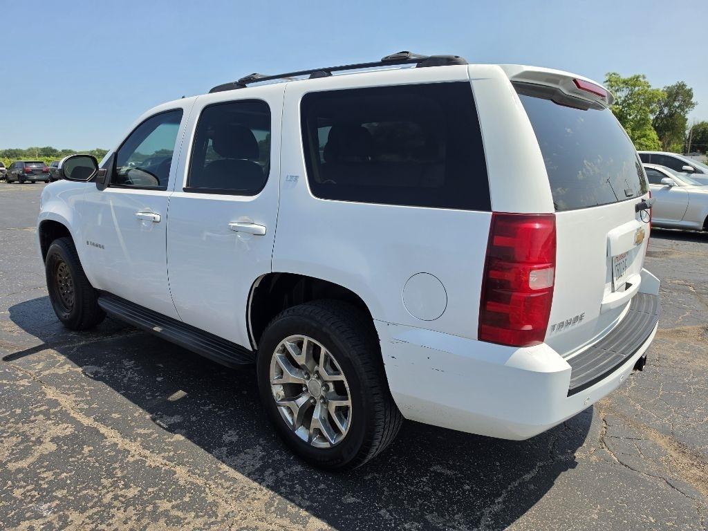 Chevrolet Tahoe  2007