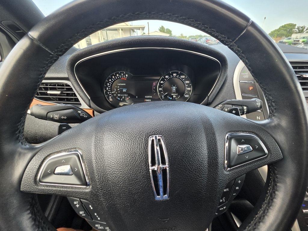 Lincoln MKC  2019