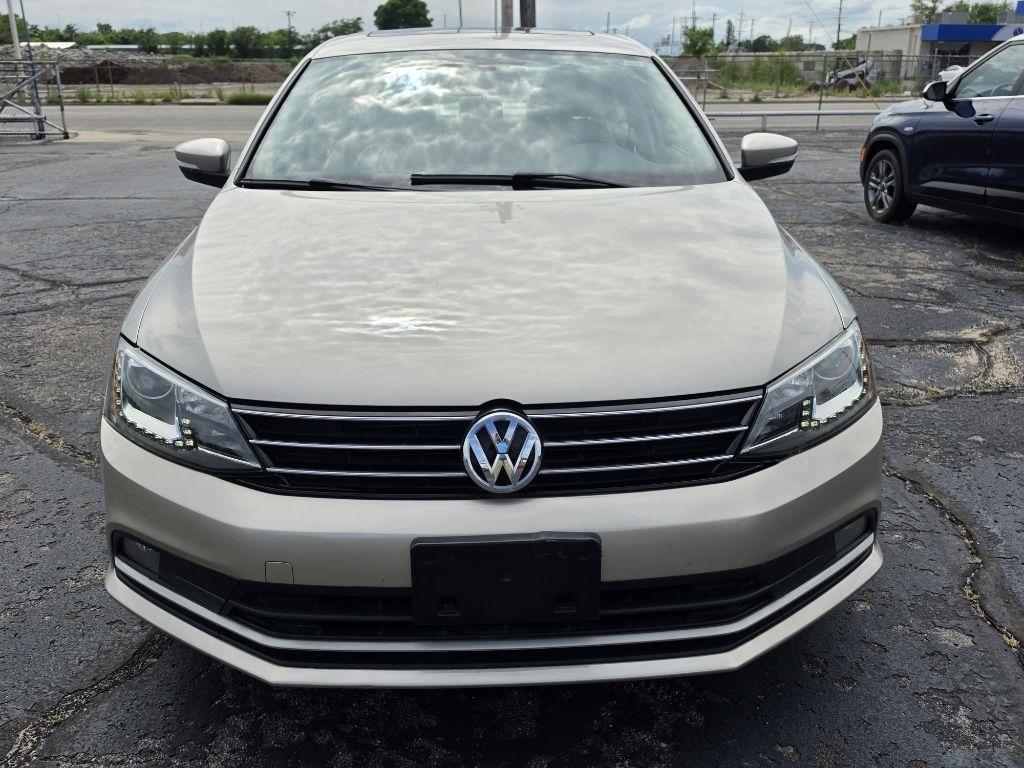 Volkswagen Jetta  2016