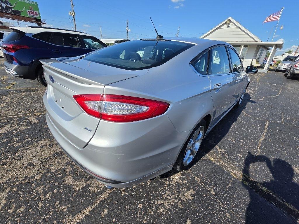Ford Fusion  2013