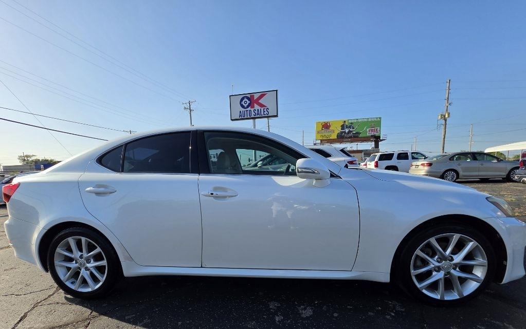 Lexus IS  2012